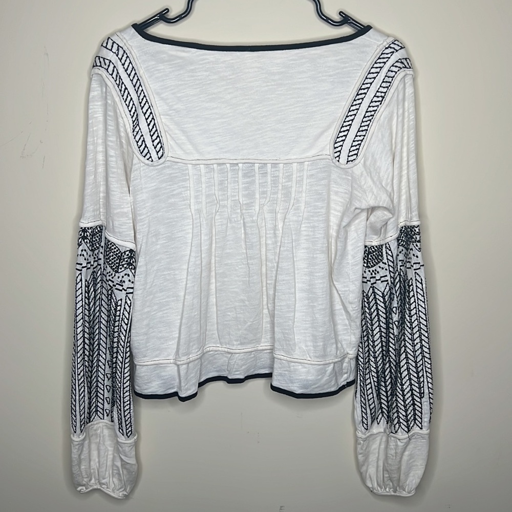 Free People top ivory black embroidered long sleeve boho loose fit xs - Picture 6 of 6